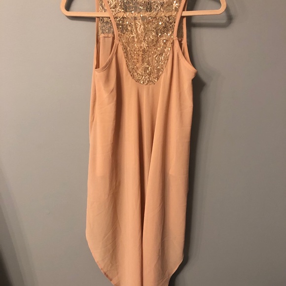 Salmon Pink Sleeveless Dress - Picture 4 of 4